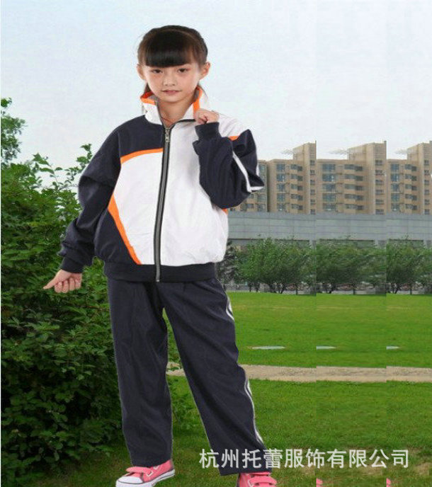 校服订做的个性化浪潮